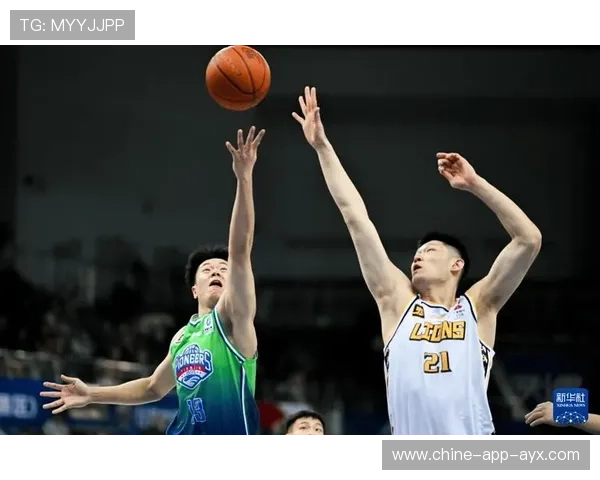 广厦男篮胡金秋内线表现亮眼,带领球队战胜北京 广厦男篮胡金秋内线表现亮眼,带领球队战胜北京