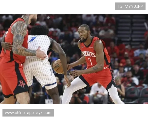 火箭三连胜，杜兰特与申京的默契成比赛关键
