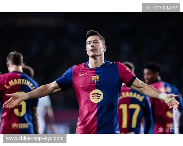 巴萨莱万单停单带后起脚果断——在绿茵场上复刻的致命瞬间